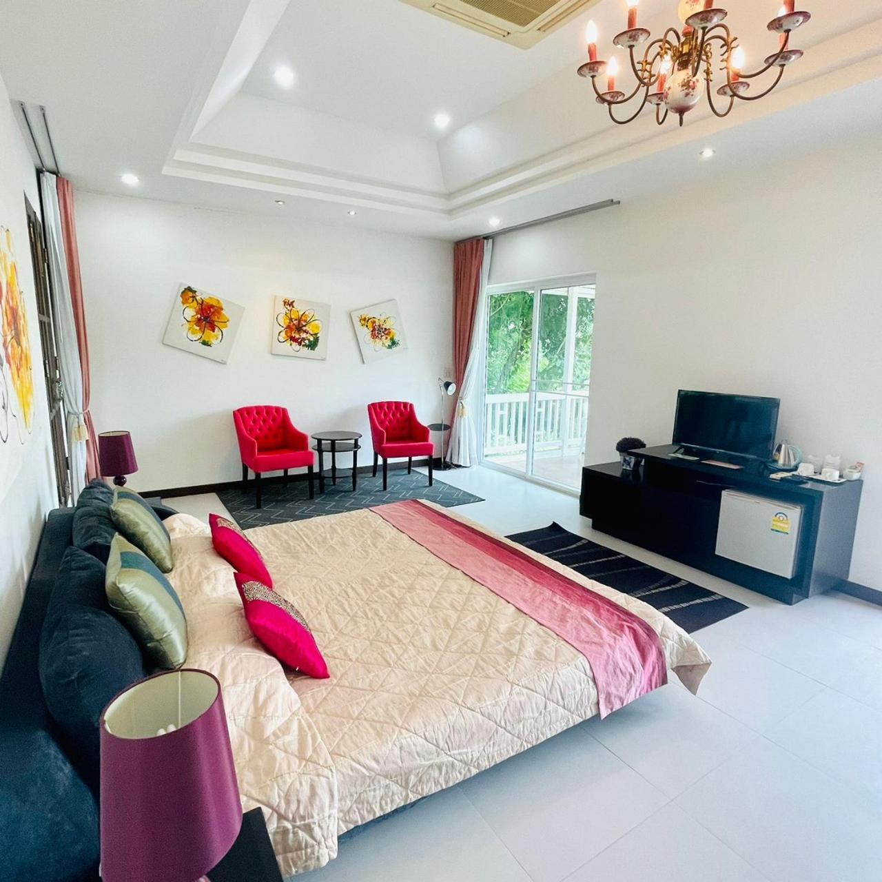 Baan Ing Khao Hotel Pakchong Exterior photo