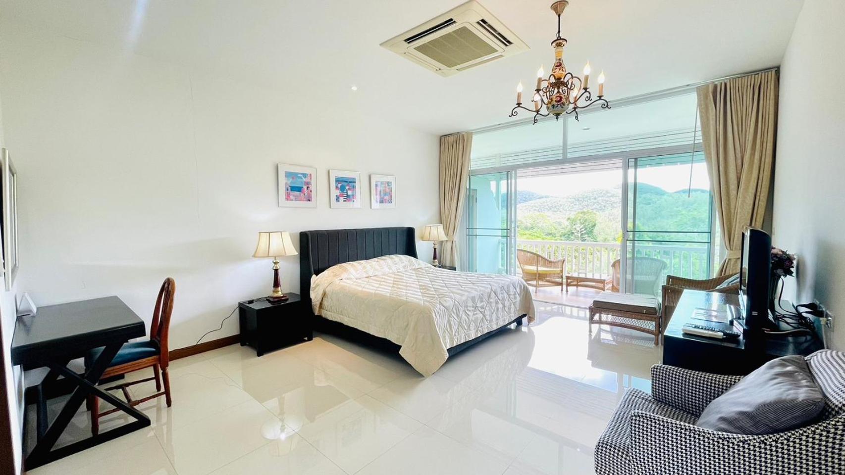 Baan Ing Khao Hotel Pakchong Exterior photo
